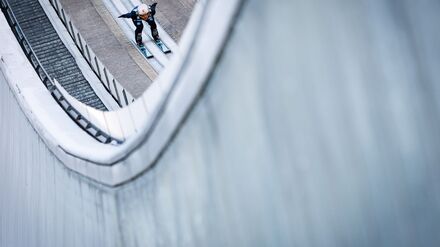 Vierschanzentournee: Schanzenrekord bei Quali in Garmisch - Geiger diesmal dabei