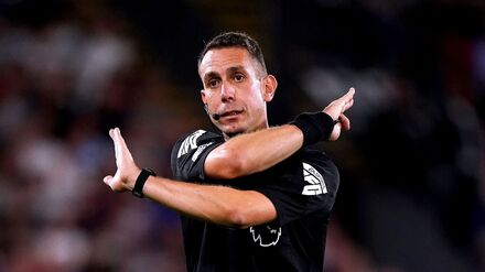 Gro&szlig;britannien: Kinderpornografie: Bew&auml;hrungsstrafe f&uuml;r Skandal-Schiri Coote