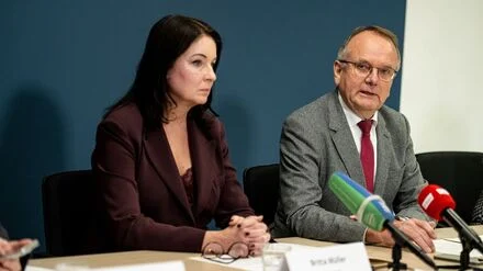 Nach Koalitionsbruch: Ex-BSW-Minister wollen vorerst in keine Partei eintreten