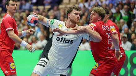 Sieg um Auftakt der Handball-EM: Deutschland schl&auml;gt &Ouml;sterreich 30:27