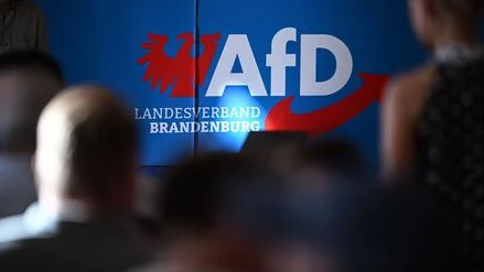 Beschwerde von Sch&uuml;lerin abgelehnt: Berliner Gericht best&auml;tigt Verbot von Schulpraktikum bei AfD