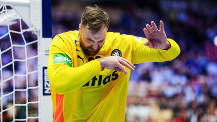 Gesichtstreffer beim EM-Auftakt: Auge von Torwart Wolff mit Blut vollgelaufen