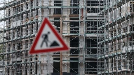 &bdquo;D&uuml;rfen uns an Wohnungsmangel nicht gew&ouml;hnen&ldquo;: Trotz mehr Baugenehmigungen bleibt Wohnraum rar