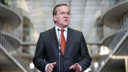 Milit&auml;r: Pistorius verteidigt Bundeswehr gegen Trumps Nato-Kritik