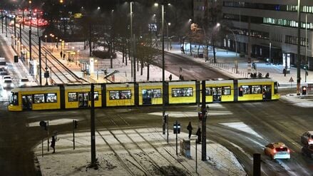 BVG meldet noch einzelne Einschr&auml;nkungen: Tramverkehr in Berlin &bdquo;nahezu vollst&auml;ndig&ldquo; wieder aufgenommen