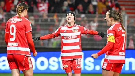 Fu&szlig;ball-Bundesliga: Nach 0:2-R&uuml;ckstand: Campbell schie&szlig;t Union in Essen zum Sieg