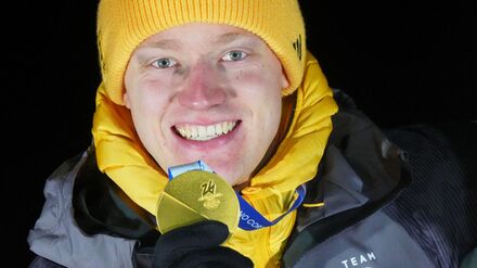 Olympische Winterspiele: Langenhan widmet Olympia-Gold verstorbenen Trainer