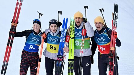 Winterspiele in Antholz: Biathlon-Staffel feiert Bronze-Auftakt: &bdquo;Sehr besonders&ldquo;