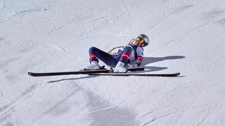 Olympische Winterspiele: Berichte: Ski-Star Vonn nach Sturz am Bein operiert