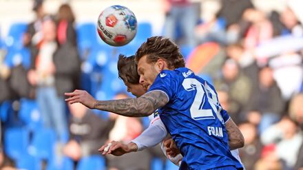 2. Fu&szlig;ball-Bundesliga: Kein Sieger: KSC und Fortuna trennen sich 1:1