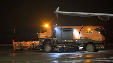 &bdquo;Enteisungszeiten sind normal&ldquo;: Flugbetrieb am BER vor Ferienende ohne St&ouml;rungen