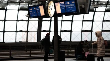 Vereiste Oberleitungen: Weiter Ausf&auml;lle bei Regionalbahnen in Berlin und Brandenburg