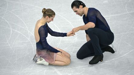 Eiskunstlauf-Entscheidung: Gold weg, Bronze gerettet: Eis-Paar Hase/Volodin strahlt