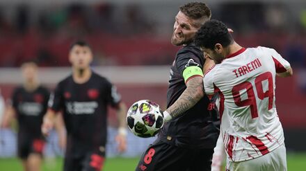 Champions League: Leverkusen mit Nullnummer und &bdquo;Frustbier&ldquo; ins Achtelfinale