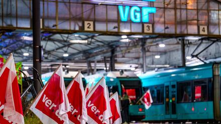 Ausf&auml;lle bei Bus und Bahn: Verdi ruft zu bundesweiten Warnstreiks im Nahverkehr auf