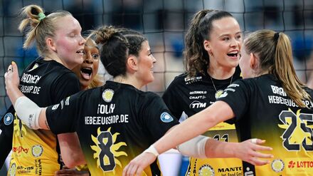 Volleyball: Favoritenschreck Suhl holt sich Pokalsieg gegen Stuttgart