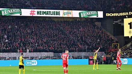 Bundesliga-Klassiker: Wegen &Auml;rger mit der Polizei: Stille Bayern-Fans in Dortmund