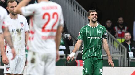 Fu&szlig;ball-Bundesliga: Aufatmen bei Werder: Erster Sieg nach 13 Spielen