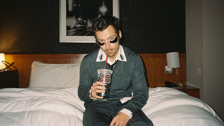 Neues Album nach vier Jahren: Harry Styles l&auml;sst den Sonnenschein rein