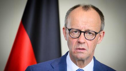 Sonntagstrend: Union verliert leicht und liegt jetzt wieder gleichauf mit der AfD