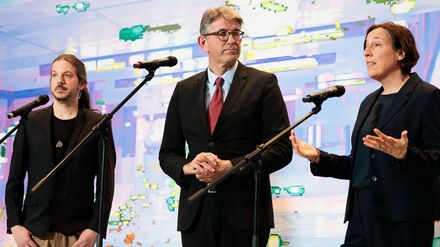 Fair f&uuml;r K&uuml;nstler?: Musikstreaming: Runder Tisch soll Verg&uuml;tung kl&auml;ren