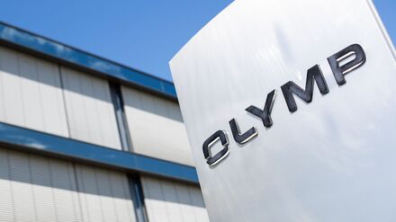 Bekleidungsindustrie: Hemdenhersteller Olymp kauft Markenrechte von Eterna