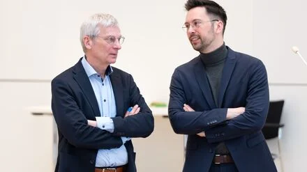 &bdquo;Ausl&auml;nder raus&ldquo;-Rufe: &bdquo;Ausl&auml;nder raus&ldquo;: AfD zeigt Verst&auml;ndnis f&uuml;r Teenie-Parolen