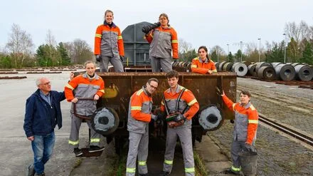 Kultur: Theater auf Gleisen: &bdquo;H&uuml;ttenwerk&ldquo; erz&auml;hlt Stahlgeschichte