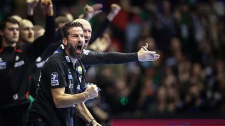 Handball: Goldener Punkt Tordifferenz: SCM sieht sich auf Augenh&ouml;he