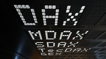 Nach Trumps Waffenruhe mit dem Iran: &Ouml;lpreise sinken deutlich &ndash; Dax startet mit kr&auml;ftigem Plus