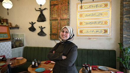 Migration: R&uuml;ckkehr nach Syrien? TV-K&ouml;chin mit Hoffnung, Arzt hat Angst