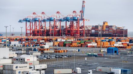 Umfrage bei Exporteuren: Exporteure rechnen trotz Nahostkonflikt mit Wachstum