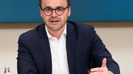 Innere Sicherheit: Brandenburg will Polizei gegen rechte Hetze im Netz st&auml;rken