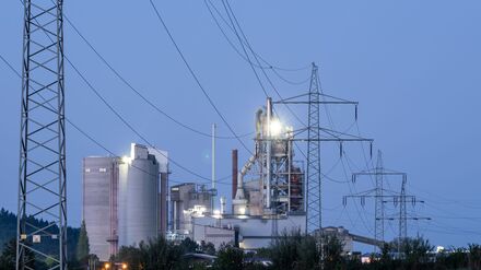 Energieversorgung: Industrie erh&auml;lt Milliardenhilfe f&uuml;r g&uuml;nstigeren Strom