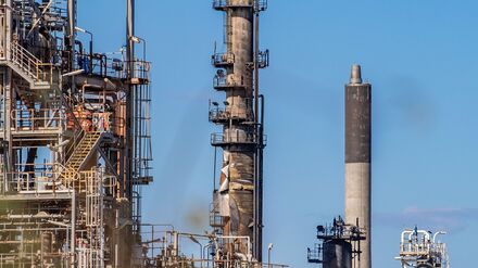 Feuer nahe Melbourne: Brand in Raffinerie bremst Australiens Treibstoffproduktion