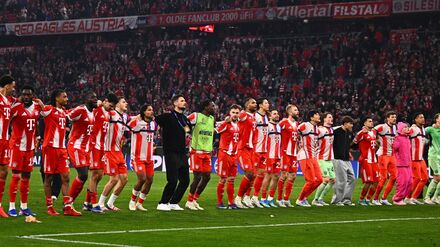 Champions League: FC Bayern versp&uuml;rt Paris-Prickeln - &bdquo;Schweineball&ldquo; von Neuer