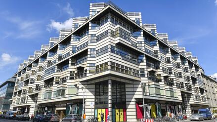 Quartier 206 in der Berliner Friedrichstra&szlig;e: Versteigerung nach rechtswidrigem Angebot abgebrochen