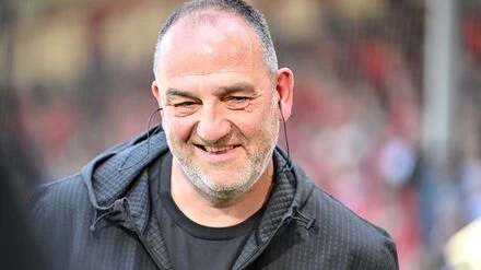 Fu&szlig;ball-Bundesliga: Heidenheims Trainer Schmidt spricht von Abschied 2027