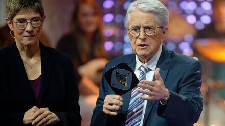 Fernsehen: Grimme-Preis f&uuml;r &bdquo;Wetten, dass...&ldquo;-Erfinder Elstner