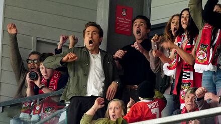 Der Club der Hollywood-Stars: Vier Siege zur Premier League: Wrexham peilt Historisches an