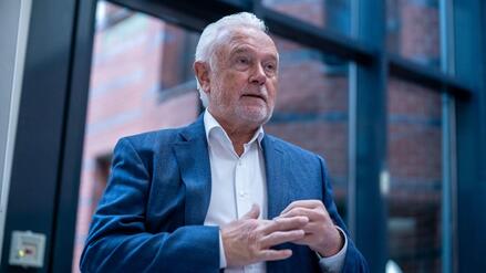 &bdquo;Dann trinke ich mein Glas Wein&ldquo;: Kubicki will sich bei Wahl-Niederlage aus Politik zur&uuml;ckziehen