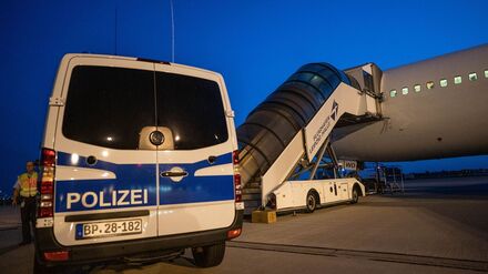 Migrationspolitik: Weniger Abschiebungen &ndash; auch eine Folge des Iran-Kriegs?