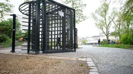 Kriminalit&auml;t: Zaun am G&ouml;rlitzer Park erneut besch&auml;digt