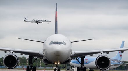 EU-Kommission: Erstattung f&uuml;r Flugausfall auch bei teurem Kerosin
