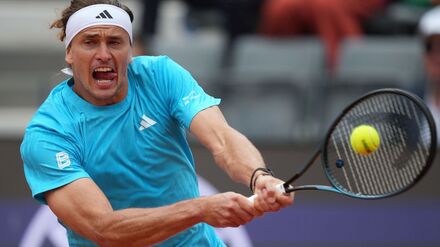 Tennis: Wechselhafter Zverev besiegt Altmaier in Rom