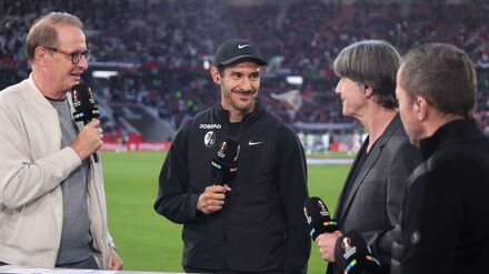 Europa League: &bdquo;Der kleine Junge vom Land&ldquo;: Schuster scherzt nach SC-Coup