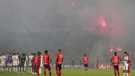 Ausschreitungen: Fanproteste sorgen f&uuml;r Spielabbruch bei Copa Libertadores