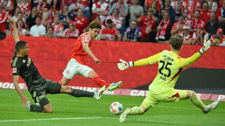 Fu&szlig;ball-Bundesliga: Union verl&auml;ngert mit Torh&uuml;ter Klaus